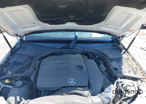 2019 Mercedes-Benz C 300 из США, поврежденный, VIN 55SWF8DB0KU311921